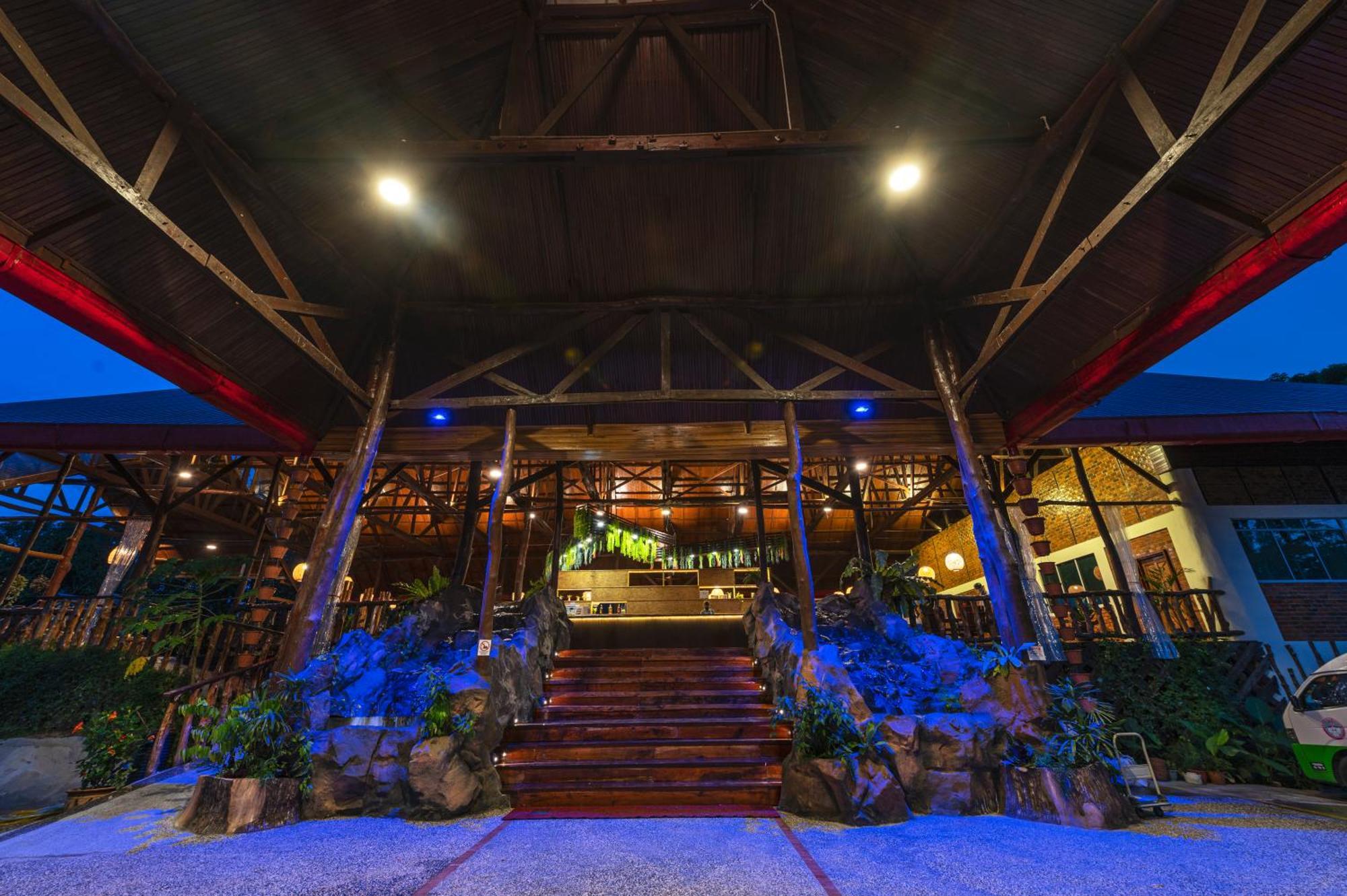 Borneo Sepilok Rainforest Resort Екстериор снимка